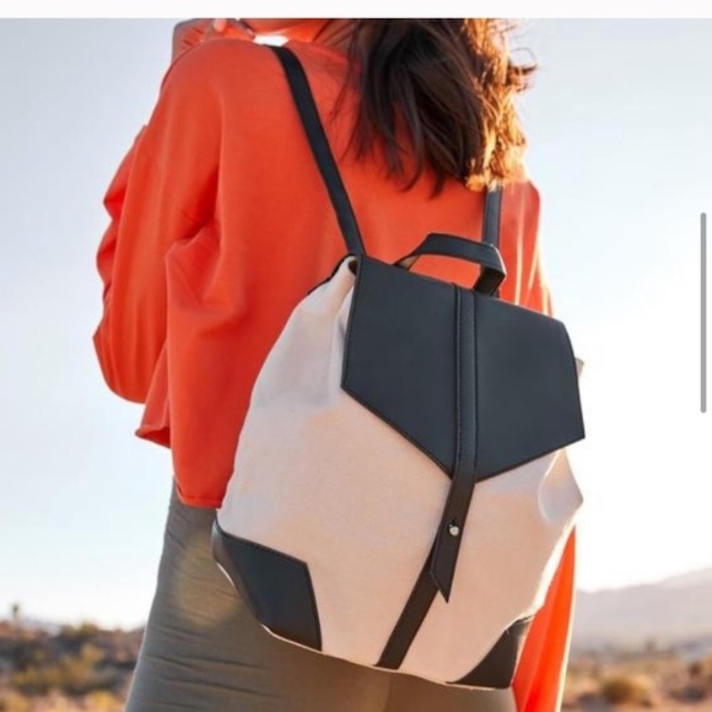 BRAND NEW - Deux Lux Demi Backpack